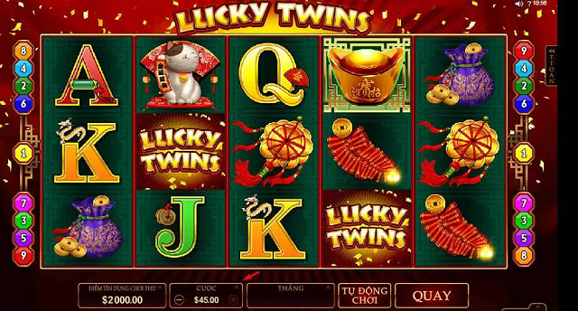 Đặt cược và khởi động vòng quay slots