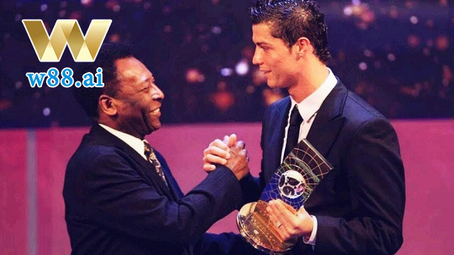 Ronaldo và Pele trong một lễ trao giải